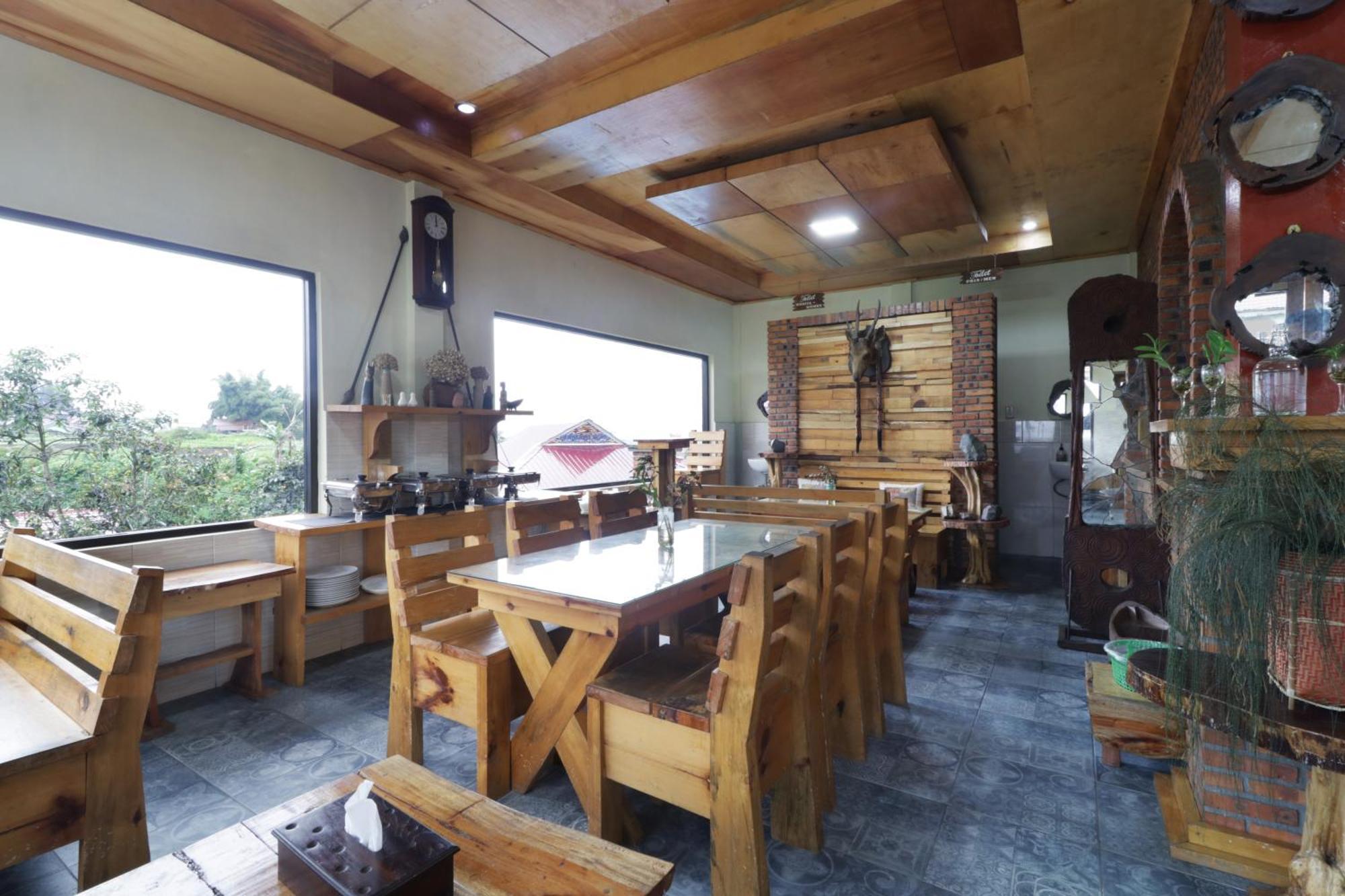 Alloyna Country Cottage Brastagi Berastagi Exterior photo